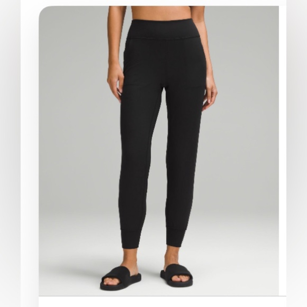 Lululemon Align Joggers Size 6